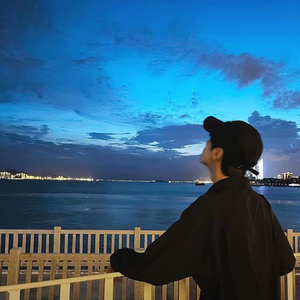 少妇被人干下面
